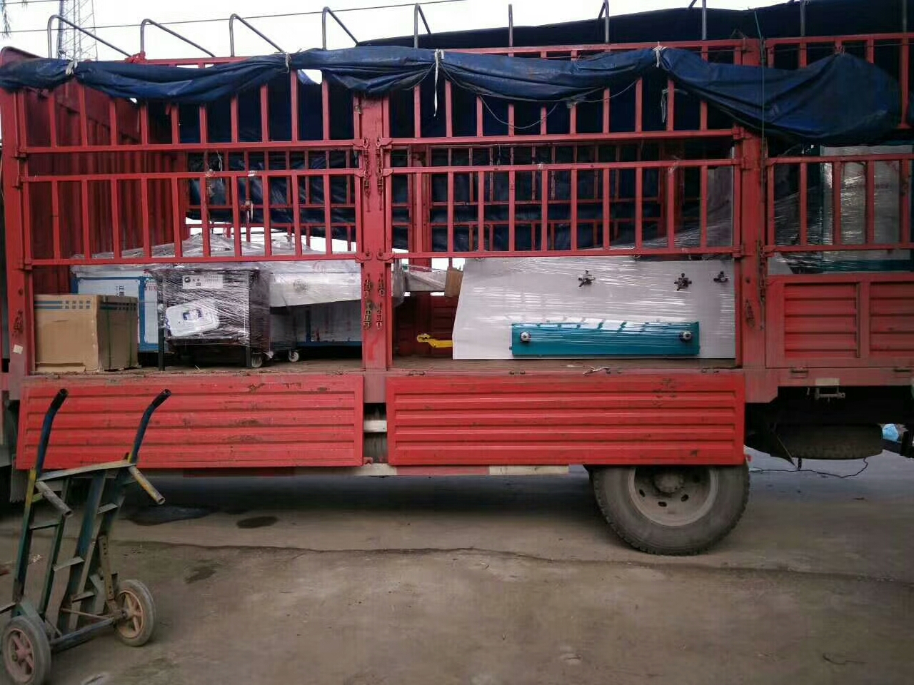 湖南客戶對恒源抽紙機設(shè)備深度認可