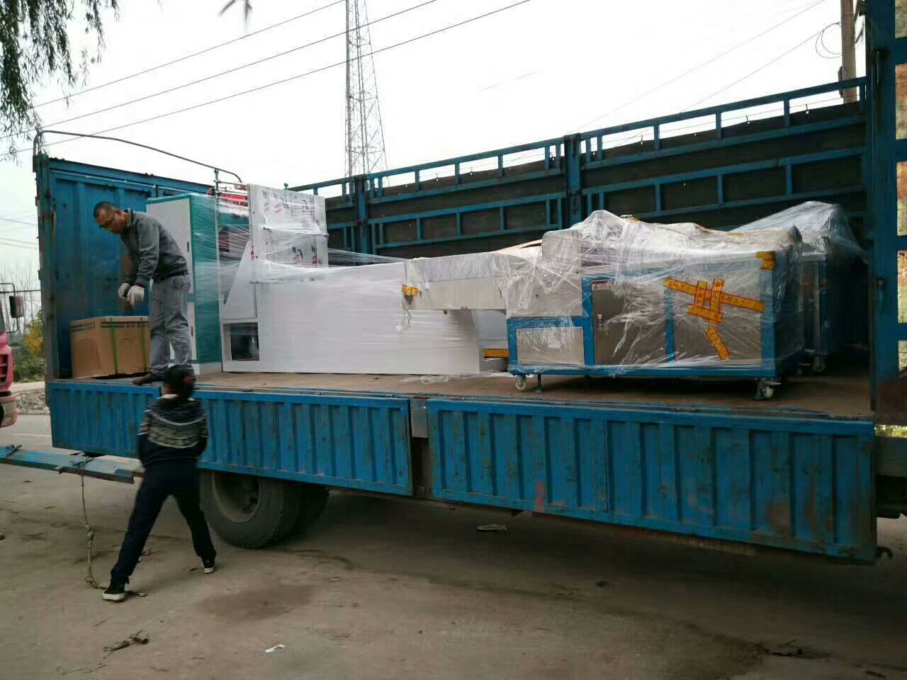 恒源全自動抽紙生產(chǎn)線——湖北客戶選擇