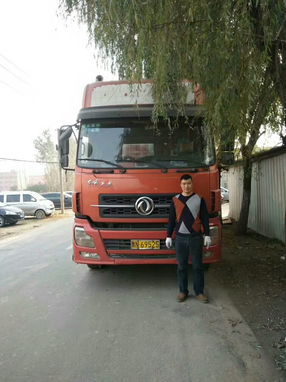 陜西全自動(dòng)衛(wèi)生紙加工設(shè)備已正常運(yùn)作